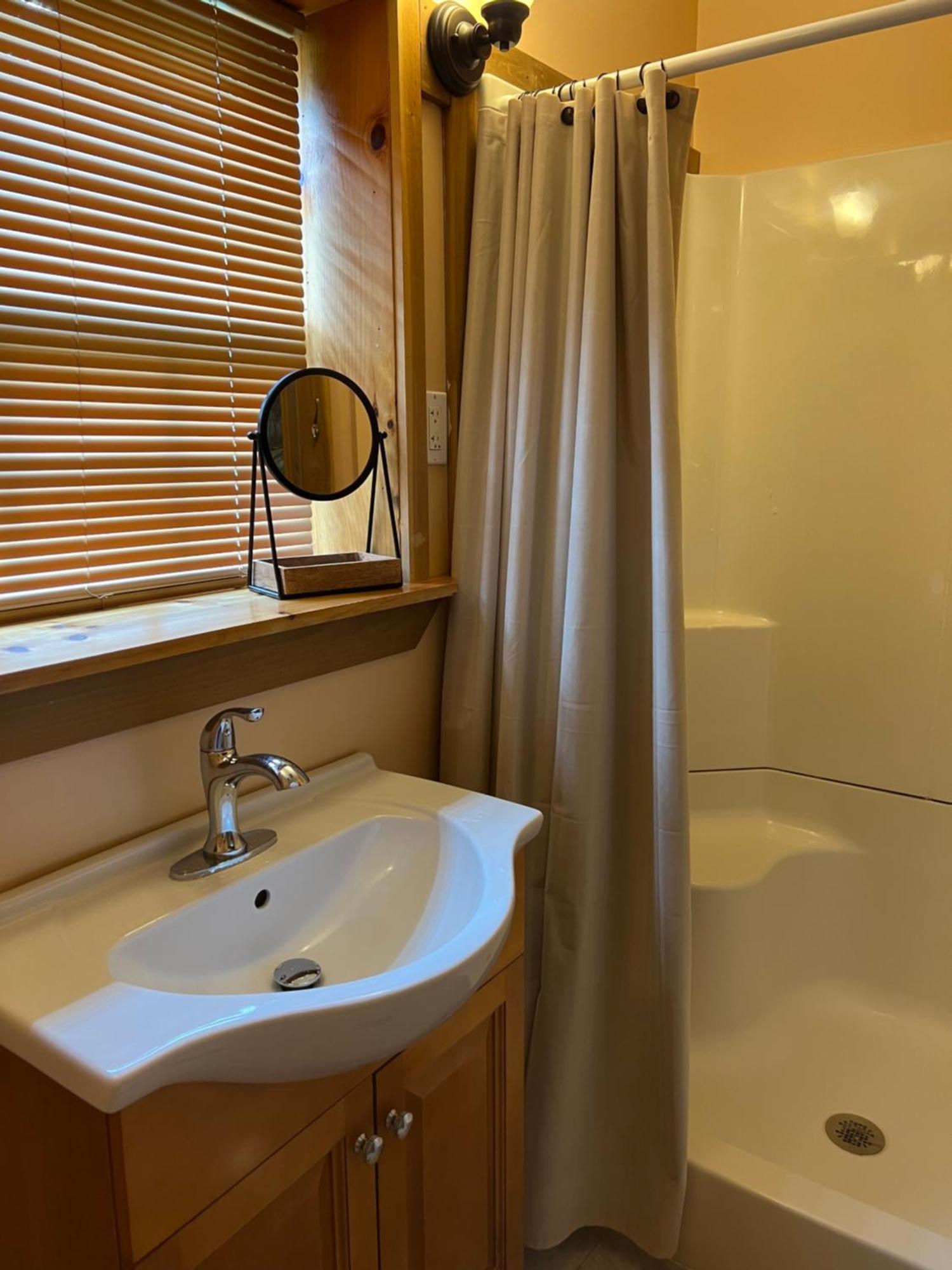 Villa In - Closest Place To The Gap Trail In Ohiopyle, Pa, Hot Tub