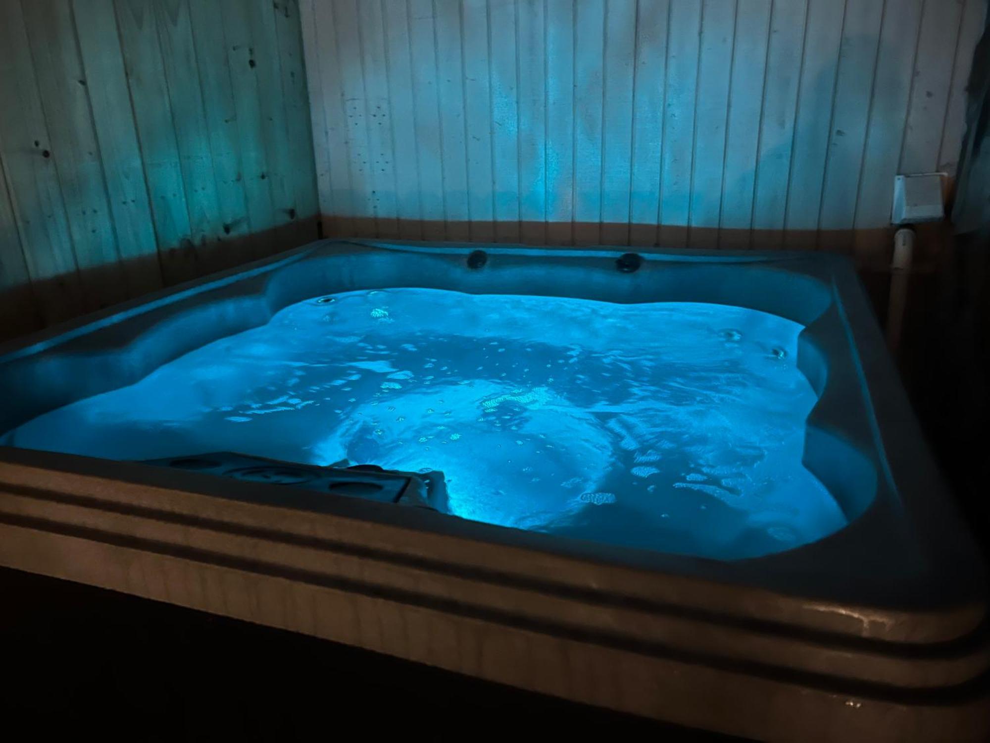 In - Closest Place To The Gap Trail In Ohiopyle, Pa, Hot Tub Villa Ohiopyle